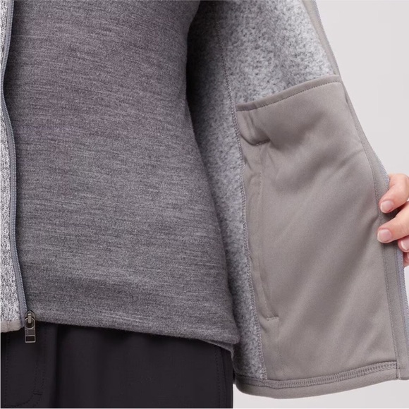 Patagonia Women's Better Sweater Vest in Birch White - Small - Picture 11 of 15